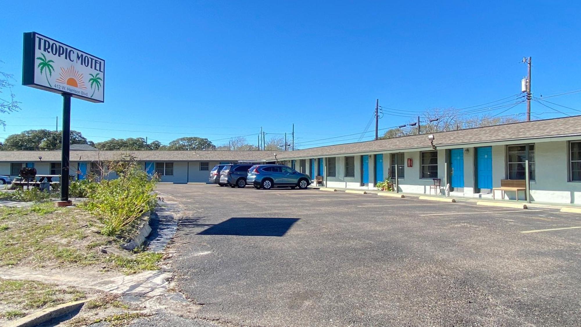 Tropic Motel Aransas Pass Eksteriør billede