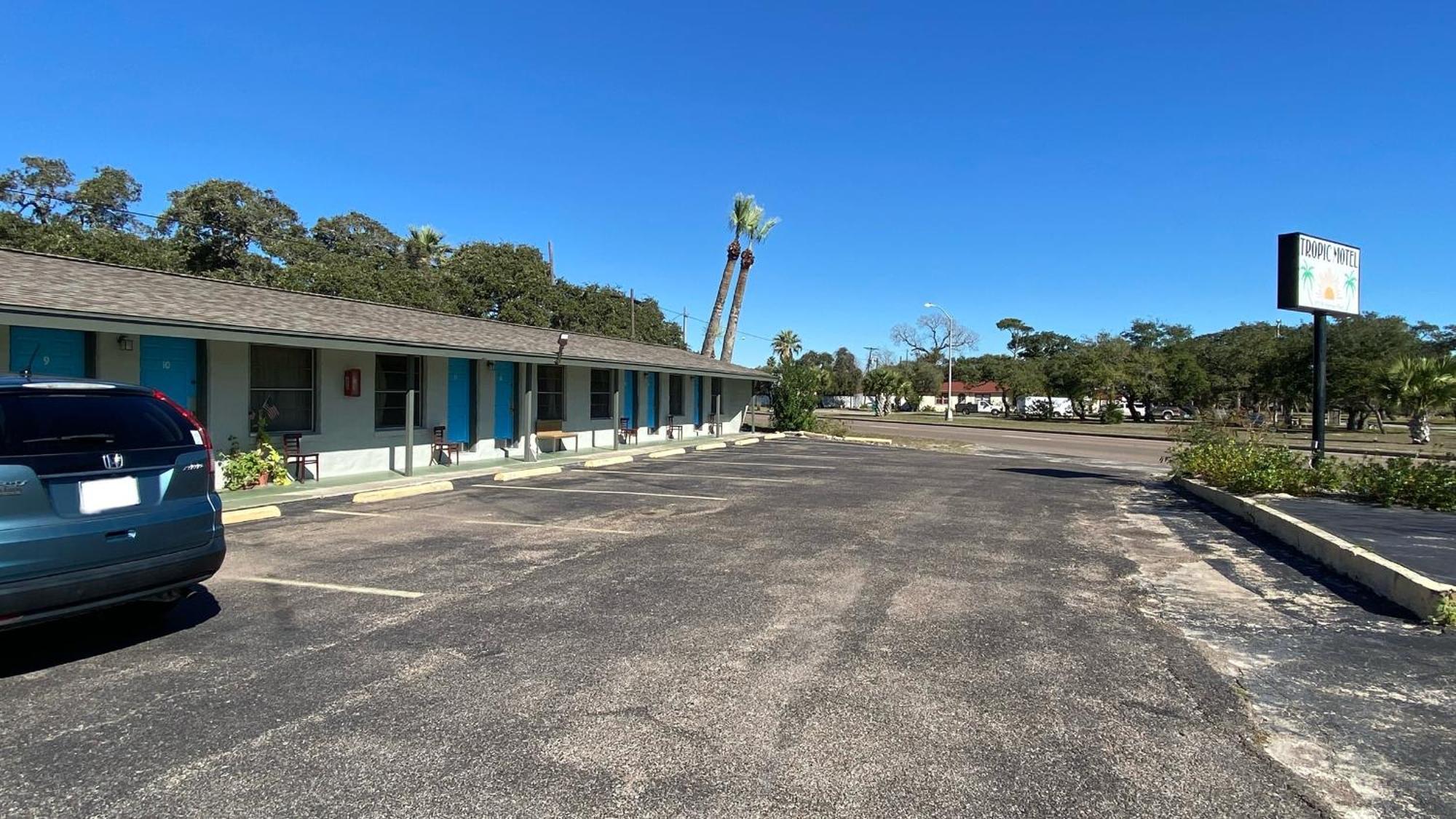 Tropic Motel Aransas Pass Eksteriør billede